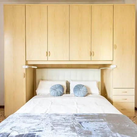 Coverciano Rayna Florence