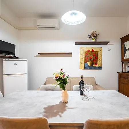 Apartamento Coverciano Rayna *
