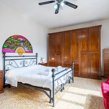 Coverciano Rayna Apartman Firenze